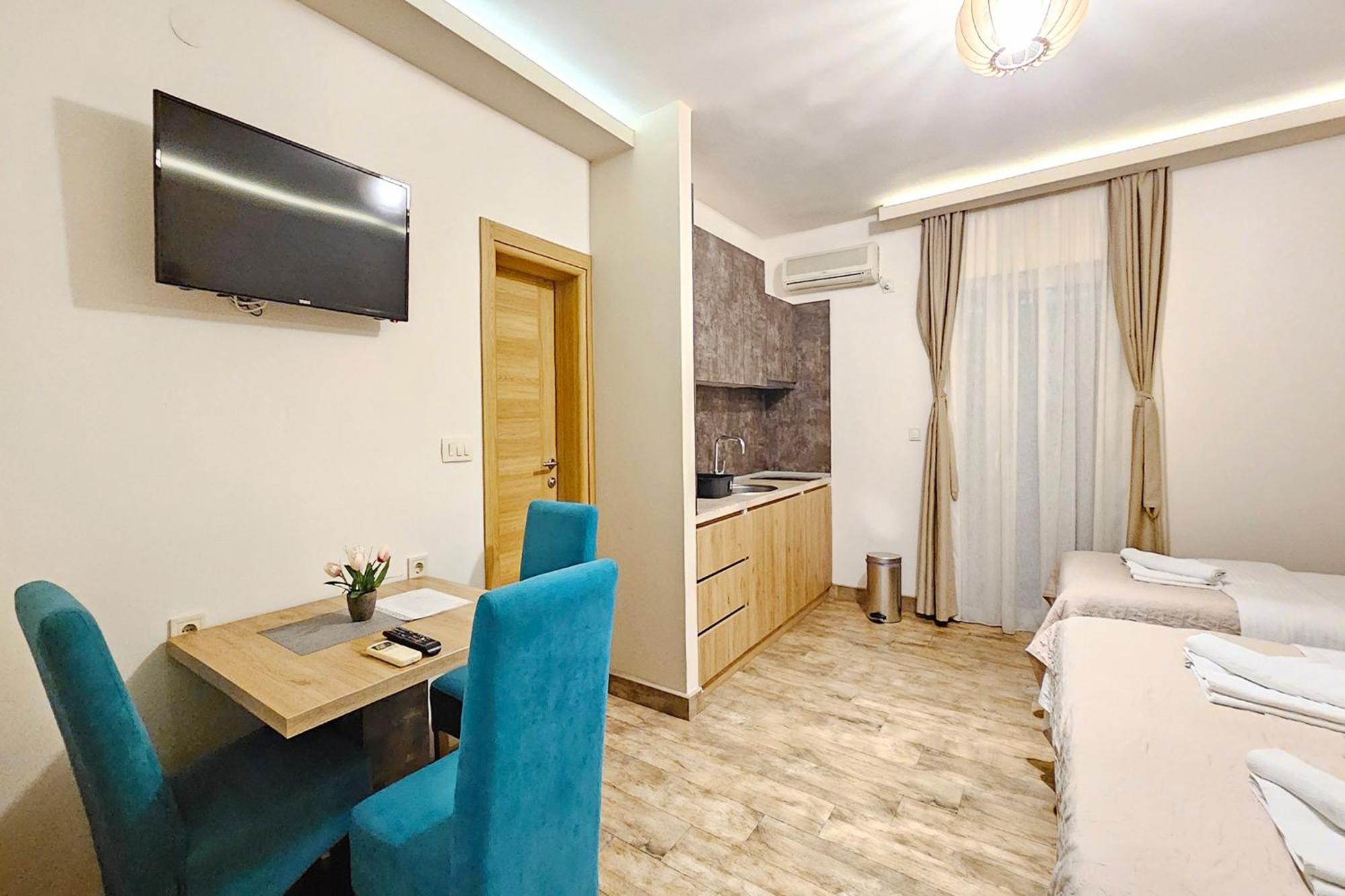 Villa Montemaris Budva Buitenkant foto
